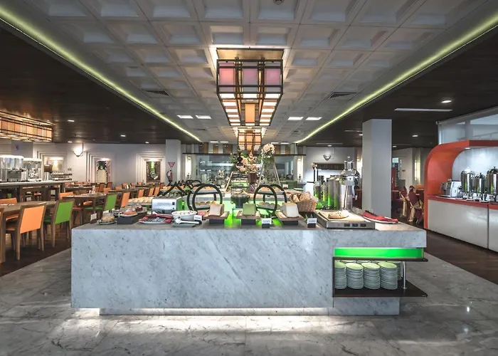 Harris Hotel & Conventions Malang